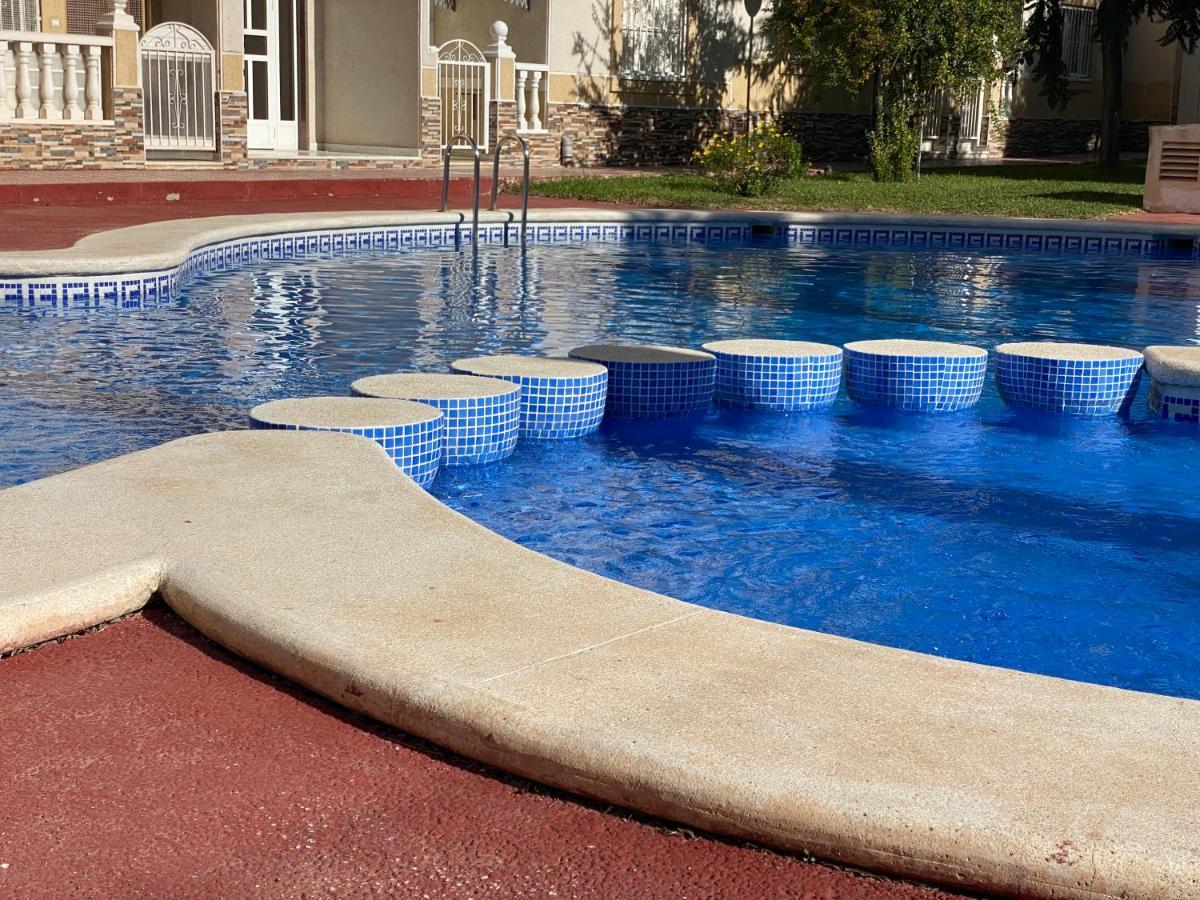 Homely Apartments Loft Torrevieja Eksteriør bilde