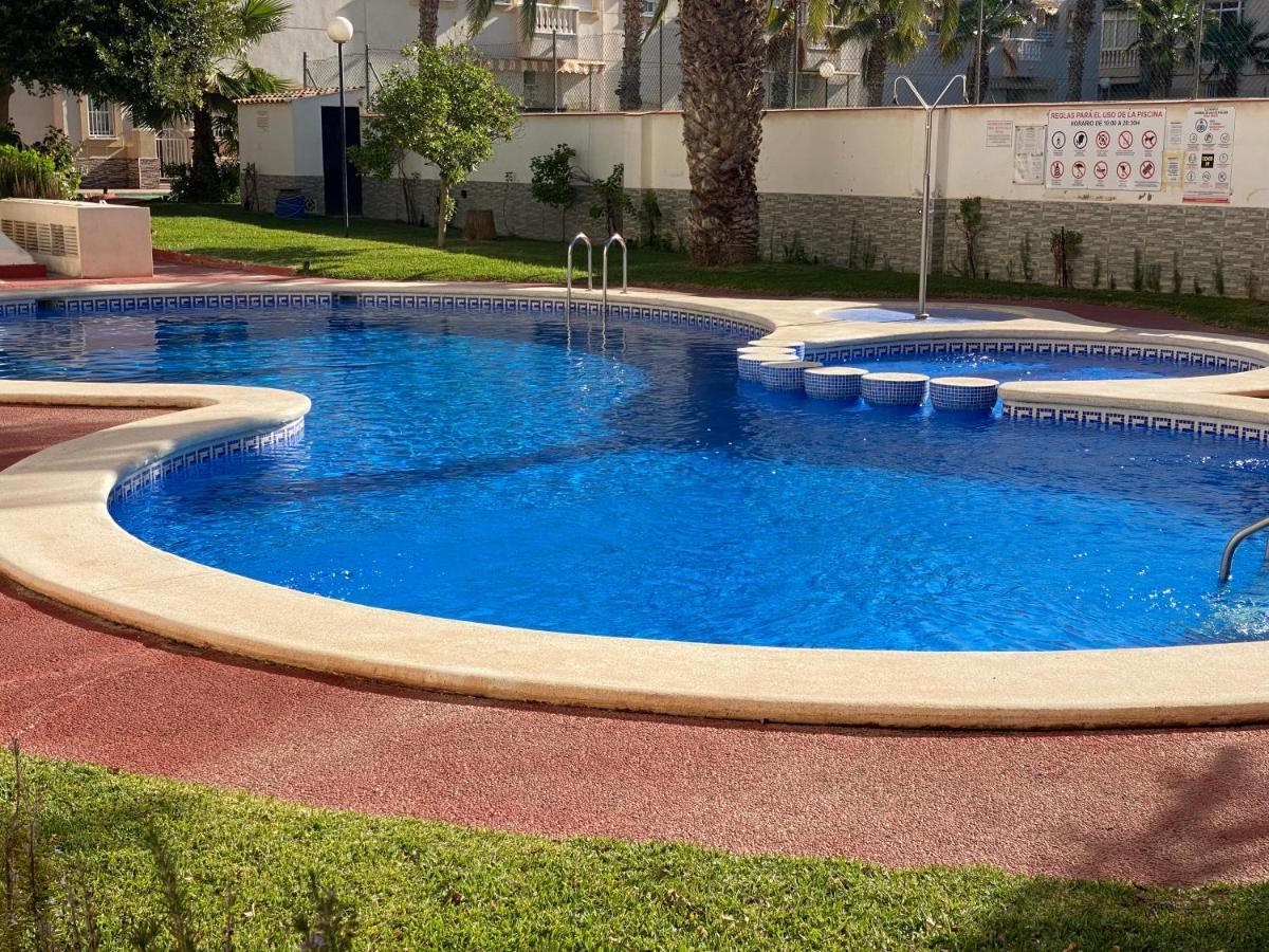 Homely Apartments Loft Torrevieja Eksteriør bilde